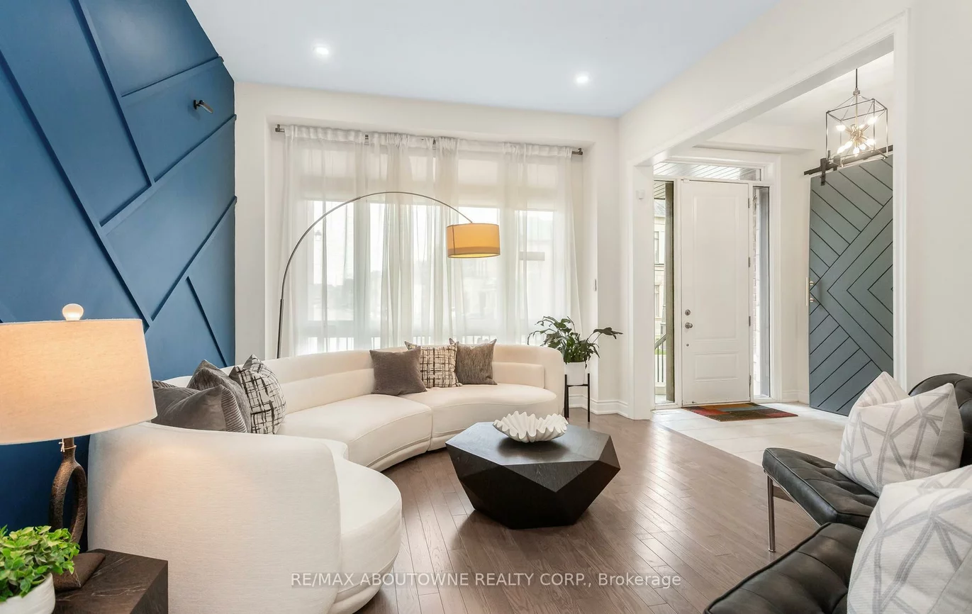 3294, Millicent, 1008 - GO Glenorchy, Oakville