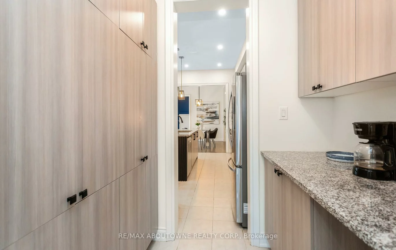 3294, Millicent, 1008 - GO Glenorchy, Oakville