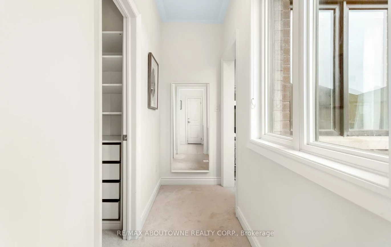 3294, Millicent, 1008 - GO Glenorchy, Oakville