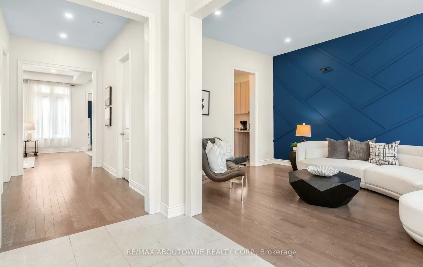 3294, Millicent, 1008 - GO Glenorchy, Oakville