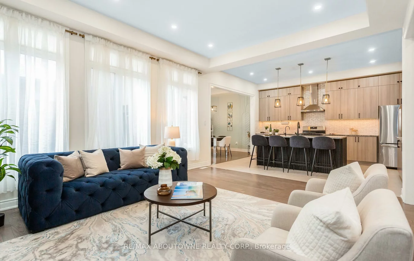 3294, Millicent, 1008 - GO Glenorchy, Oakville