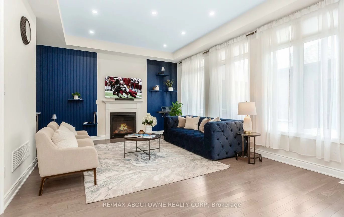 3294, Millicent, 1008 - GO Glenorchy, Oakville