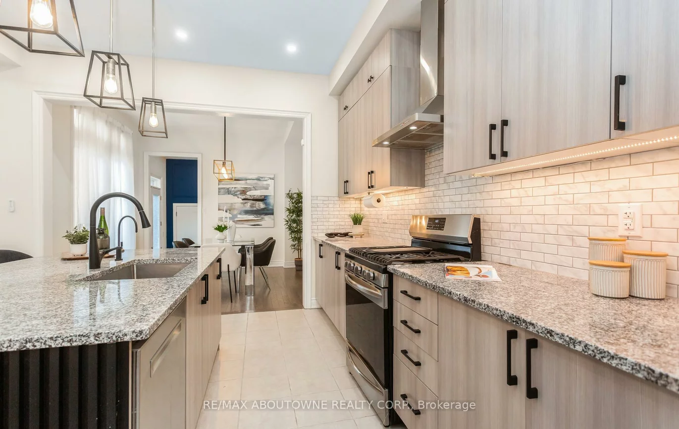 3294, Millicent, 1008 - GO Glenorchy, Oakville