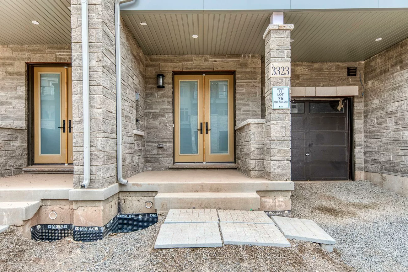 3323, Azam, 1008 - GO Glenorchy, Oakville