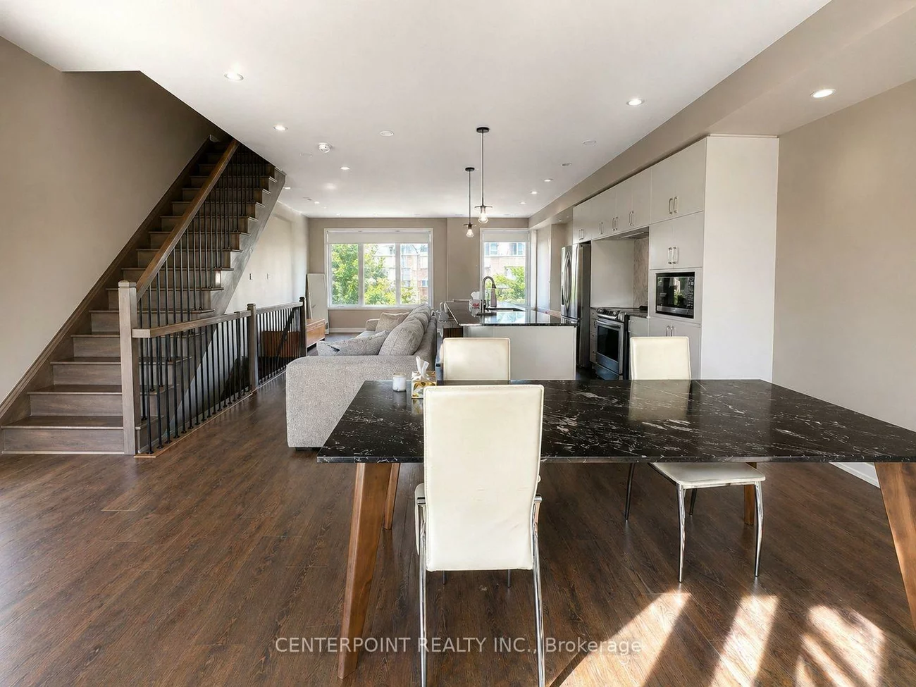 3096, Ernest Appelbe, 1008 - GO Glenorchy, Oakville