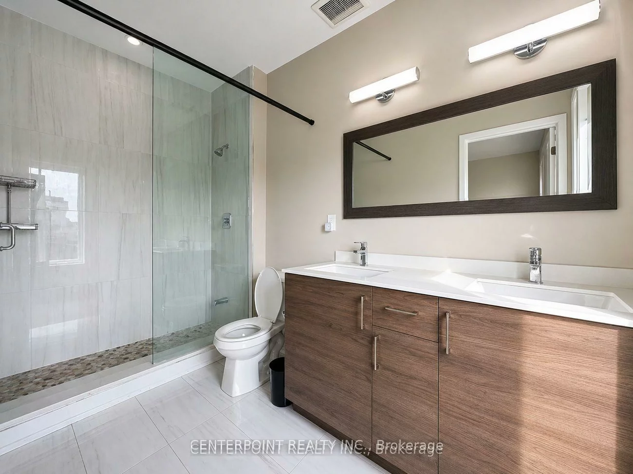 3096, Ernest Appelbe, 1008 - GO Glenorchy, Oakville