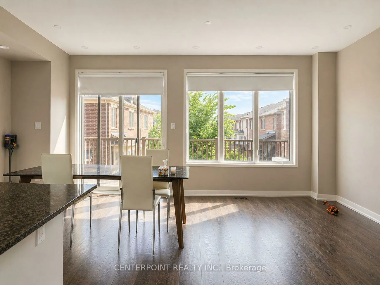 3096, Ernest Appelbe, 1008 - GO Glenorchy, Oakville