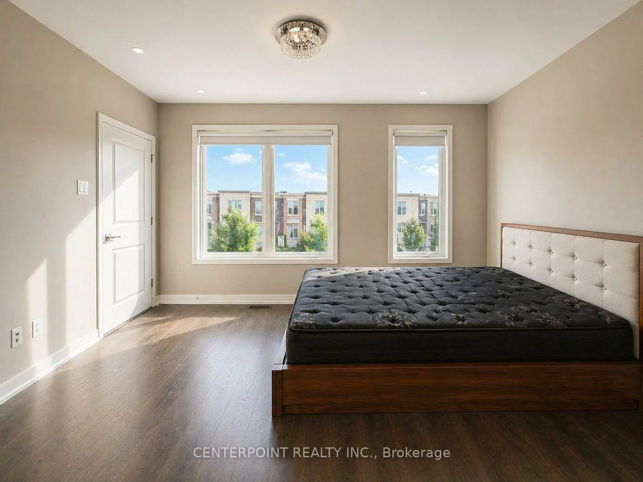 3096, Ernest Appelbe, 1008 - GO Glenorchy, Oakville