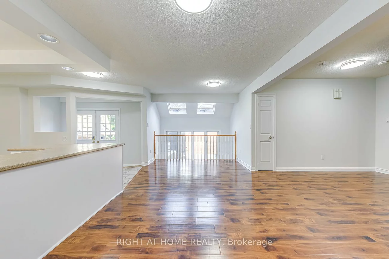 435, Maple, 1013 - OO Old Oakville, Oakville