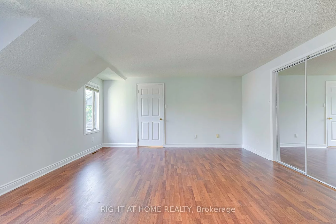 435, Maple, 1013 - OO Old Oakville, Oakville