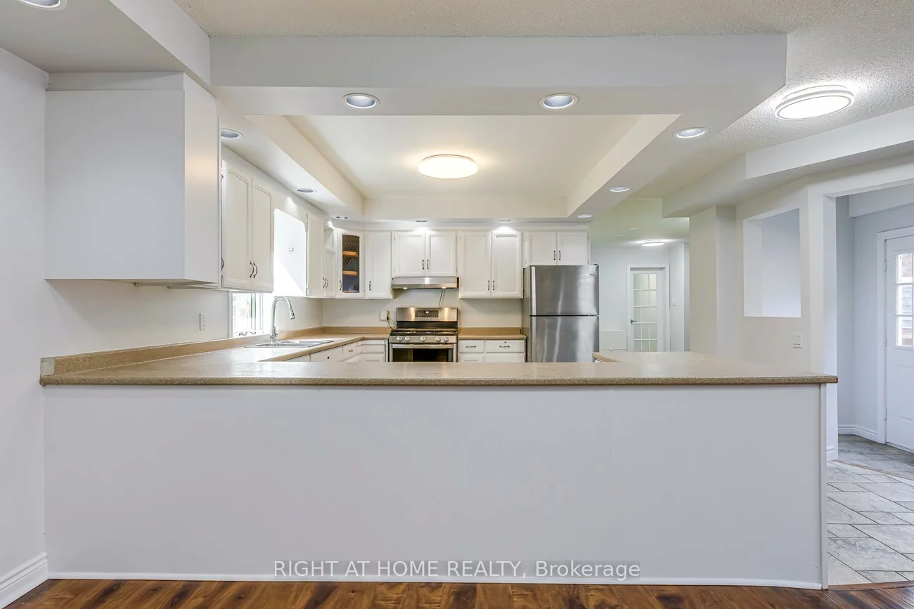 435, Maple, 1013 - OO Old Oakville, Oakville