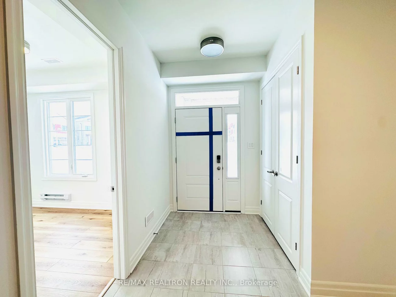 1291, Courtleigh, 1010 - JM Joshua Meadows, Oakville