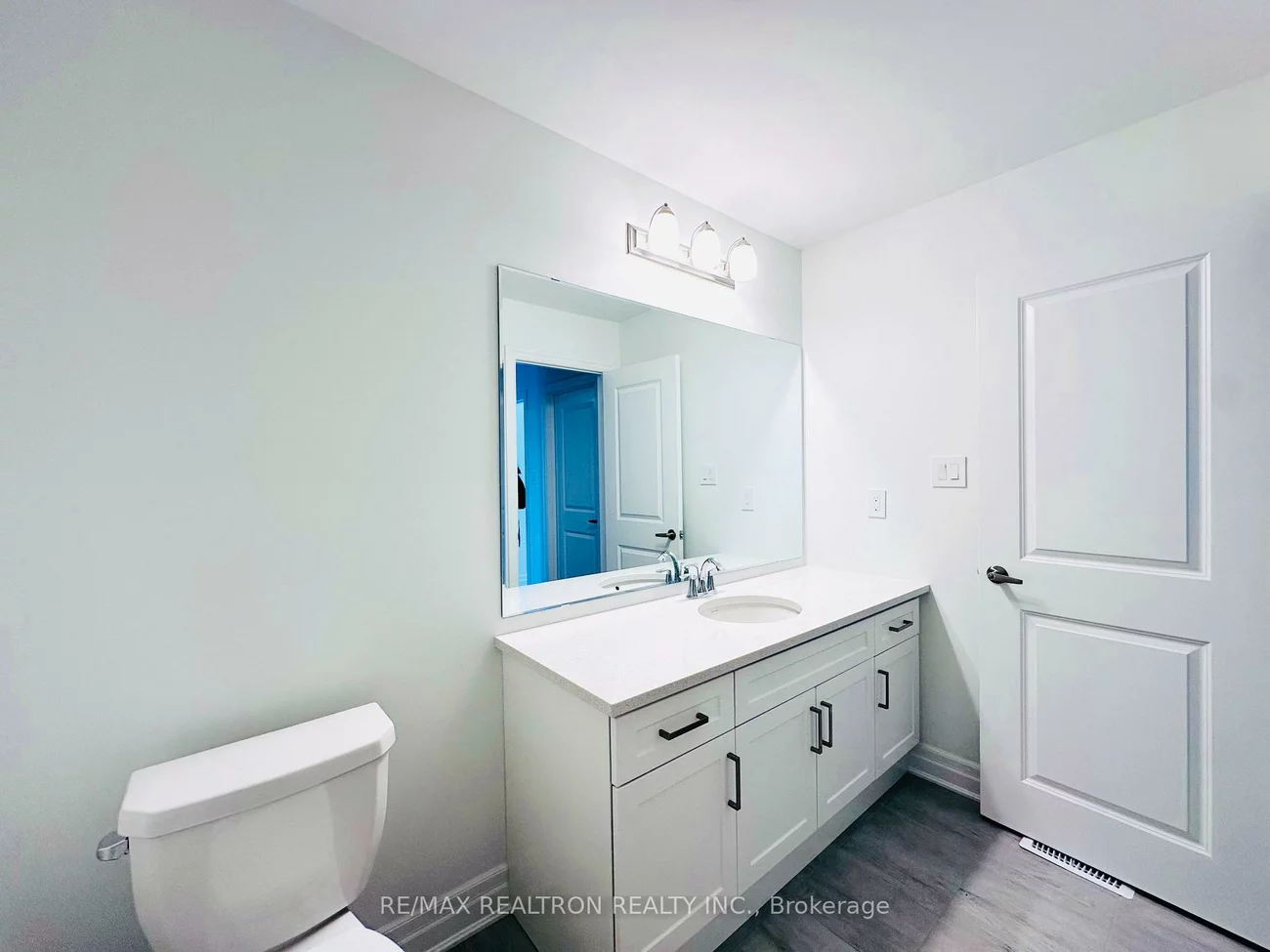 1291, Courtleigh, 1010 - JM Joshua Meadows, Oakville