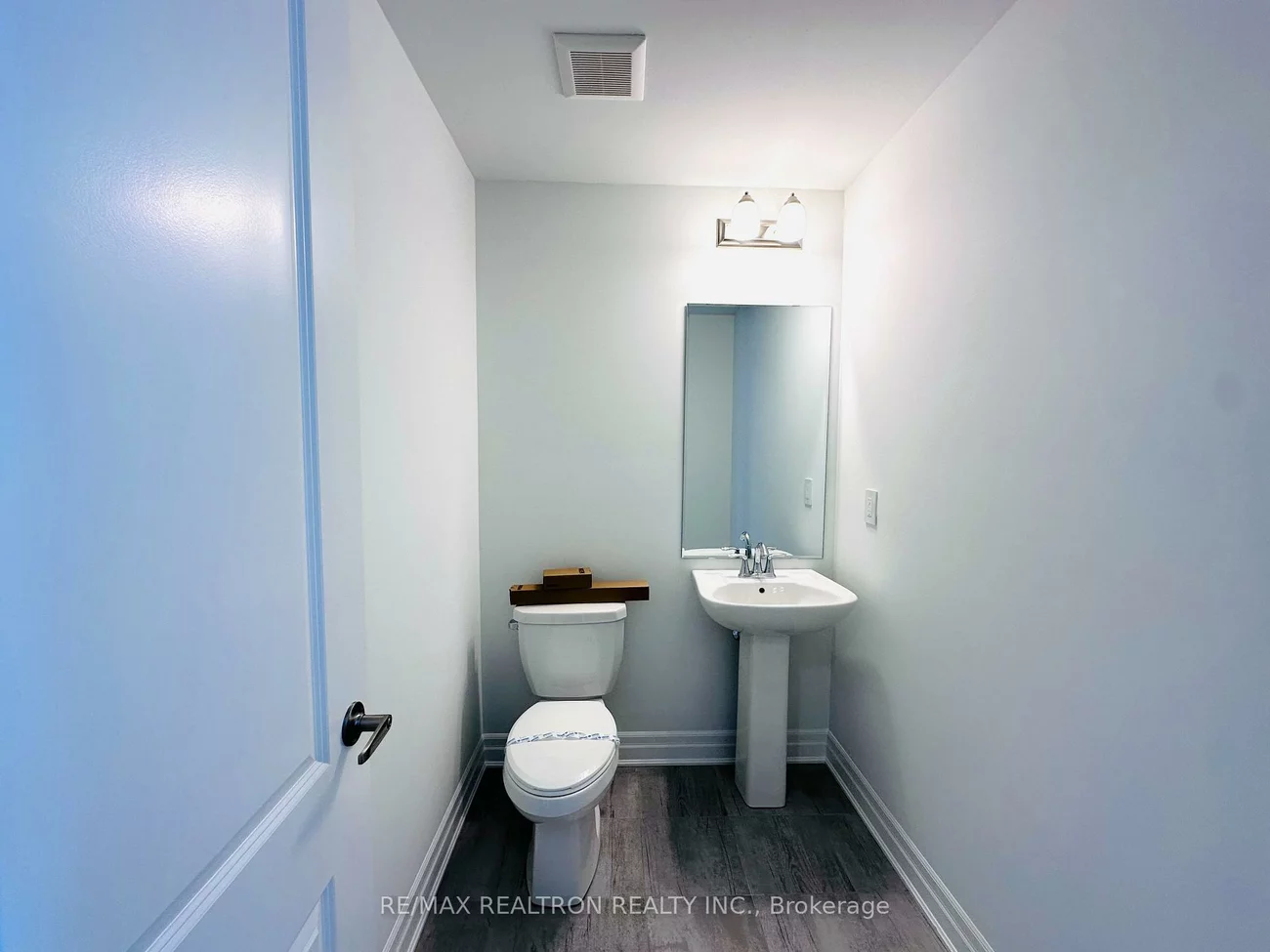 1291, Courtleigh, 1010 - JM Joshua Meadows, Oakville