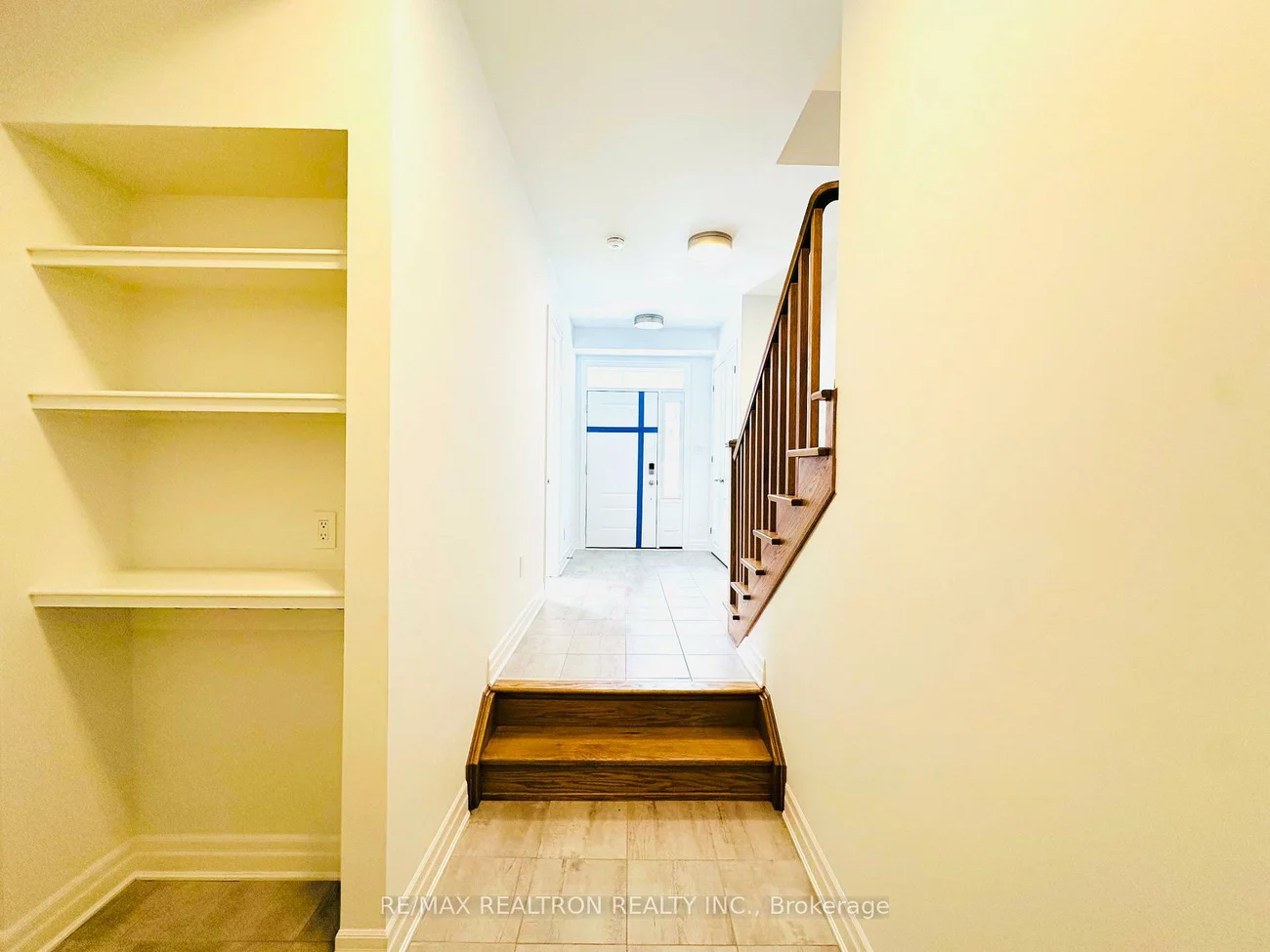 1291, Courtleigh, 1010 - JM Joshua Meadows, Oakville