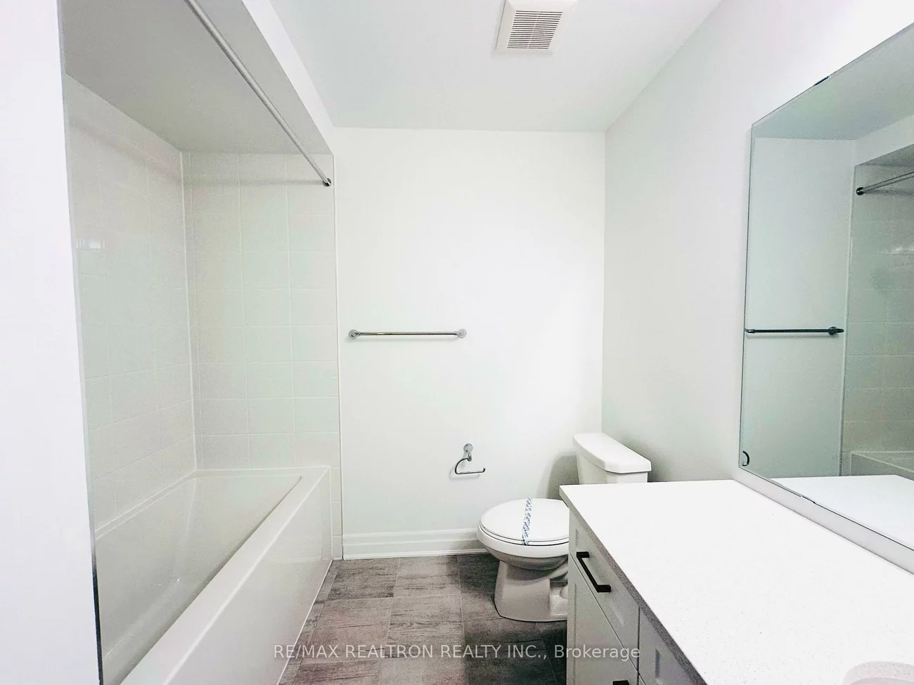 1291, Courtleigh, 1010 - JM Joshua Meadows, Oakville