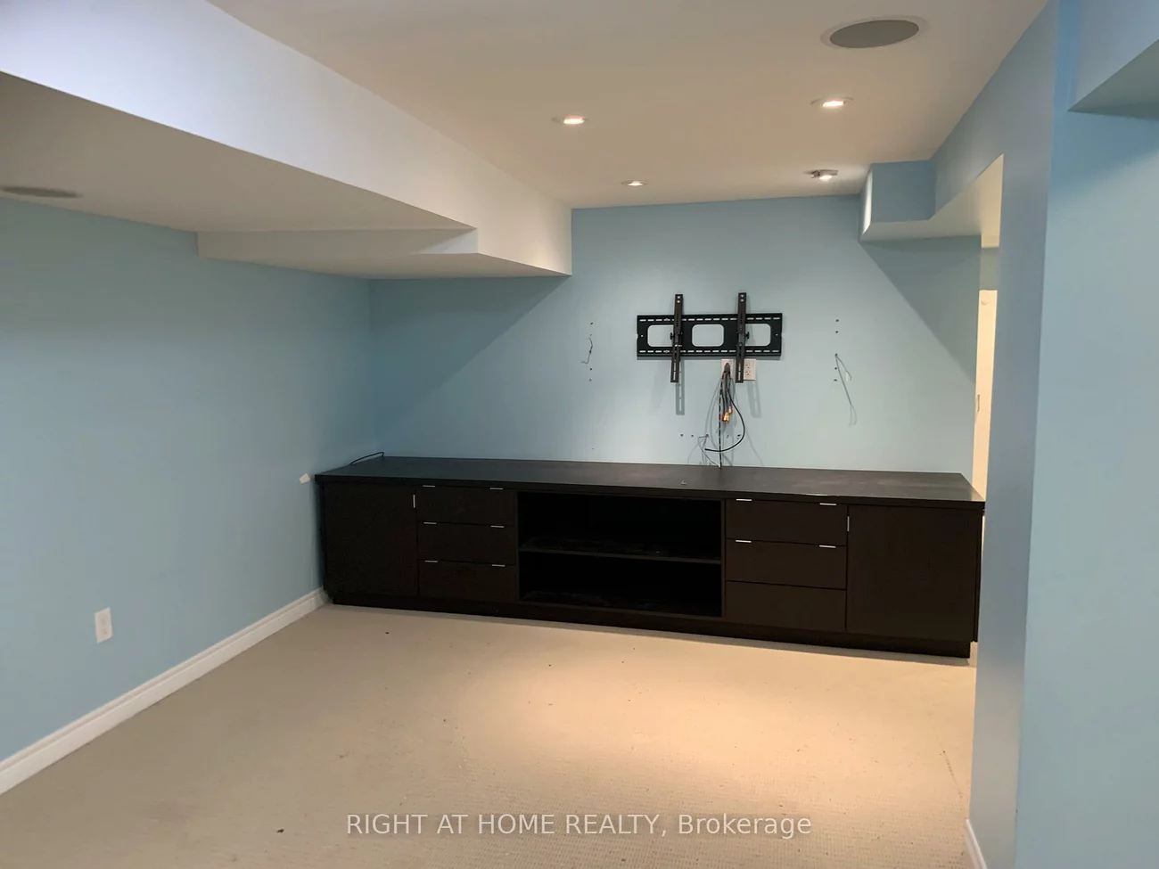 565, Wildwood, 1020 - WO West, Oakville