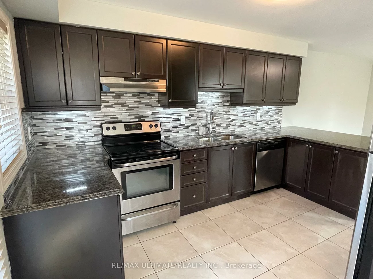 348, Sixteen Mile, 1008 - GO Glenorchy, Oakville