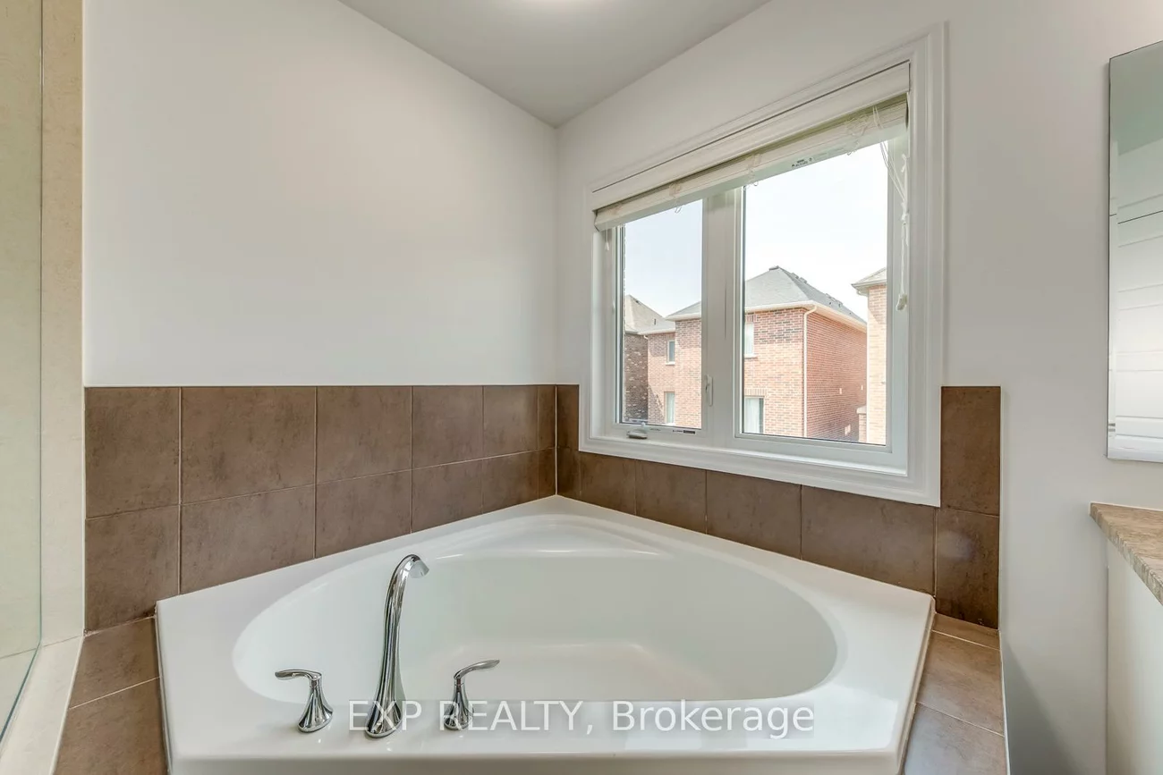 365, Dahlia, 1008 - GO Glenorchy, Oakville