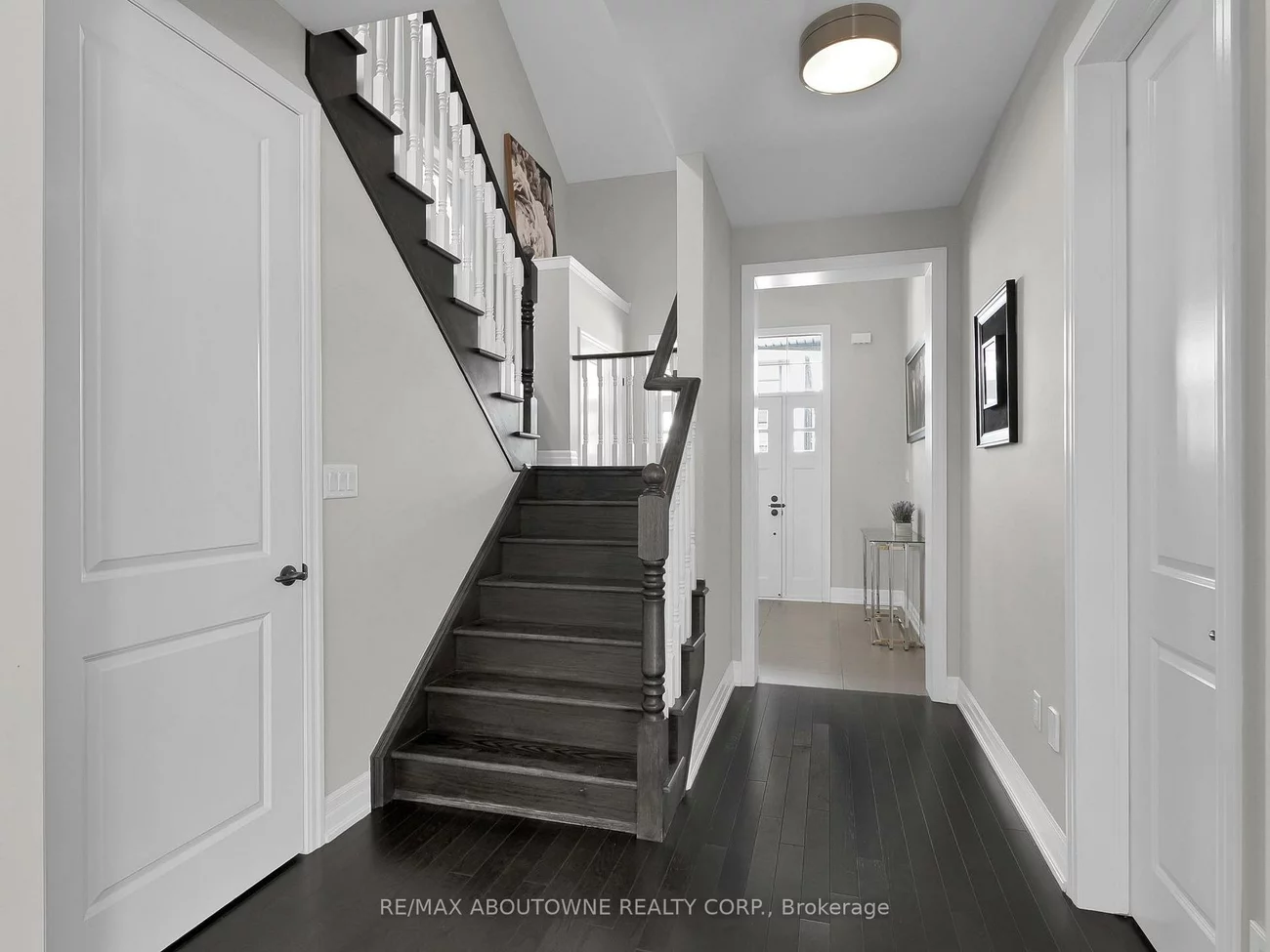 282, Bethpage, 1008 - GO Glenorchy, Oakville