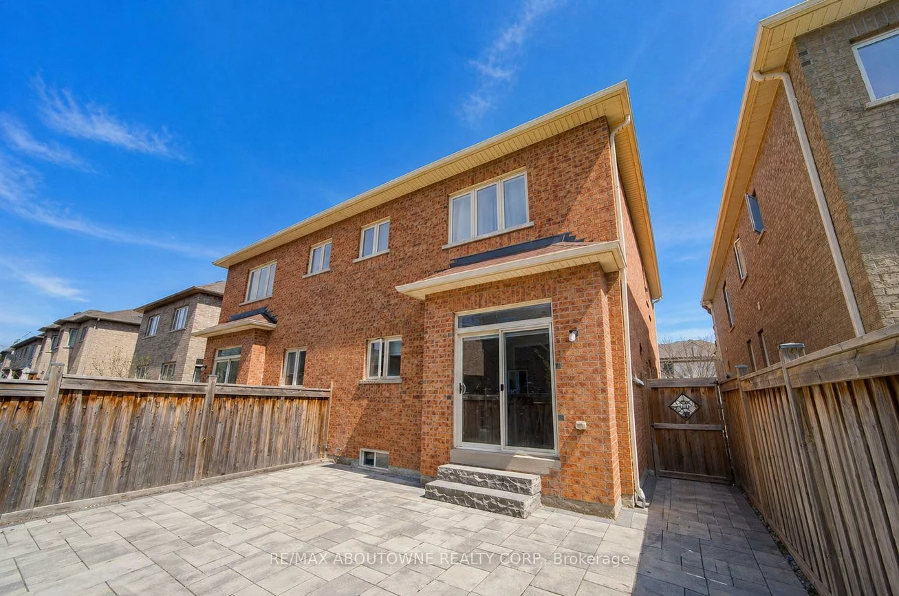 3058, Janice, 1008 - GO Glenorchy, Oakville