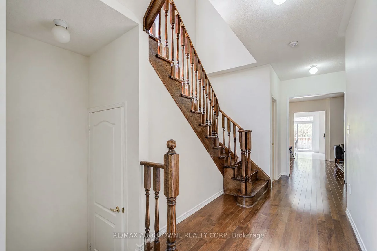 3058, Janice, 1008 - GO Glenorchy, Oakville