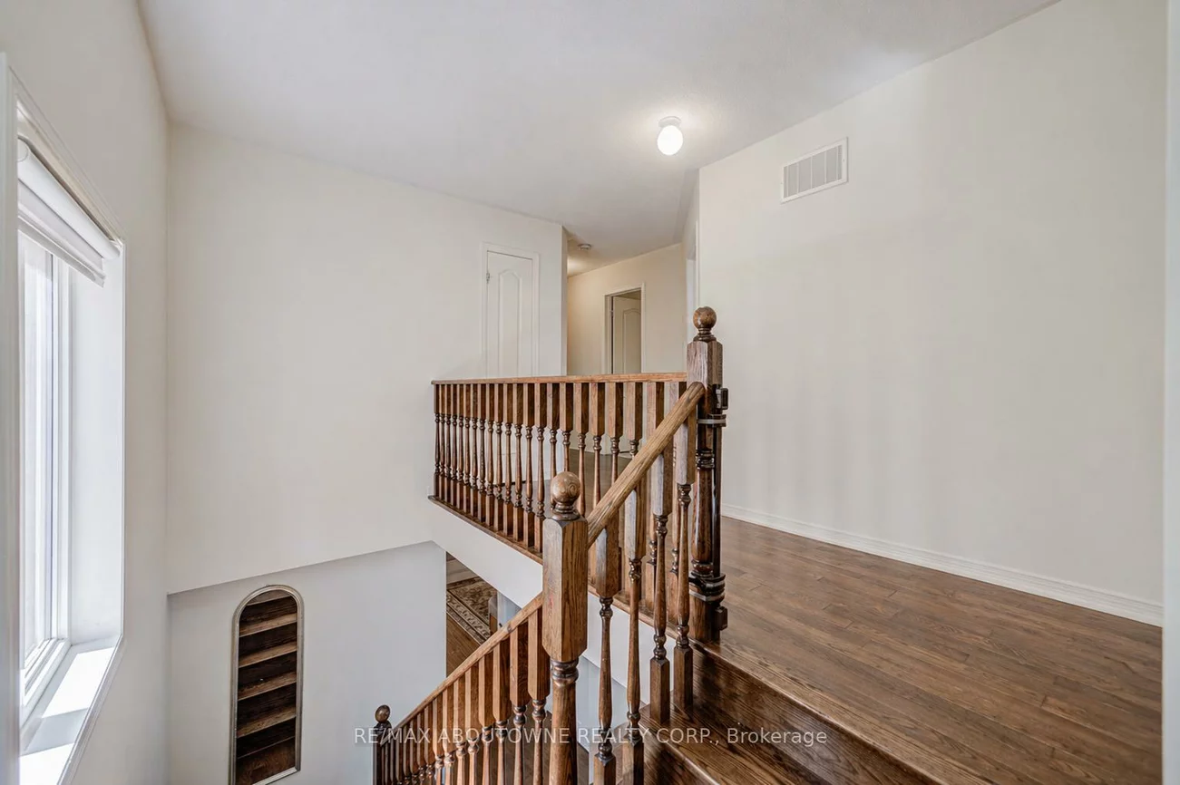 3058, Janice, 1008 - GO Glenorchy, Oakville