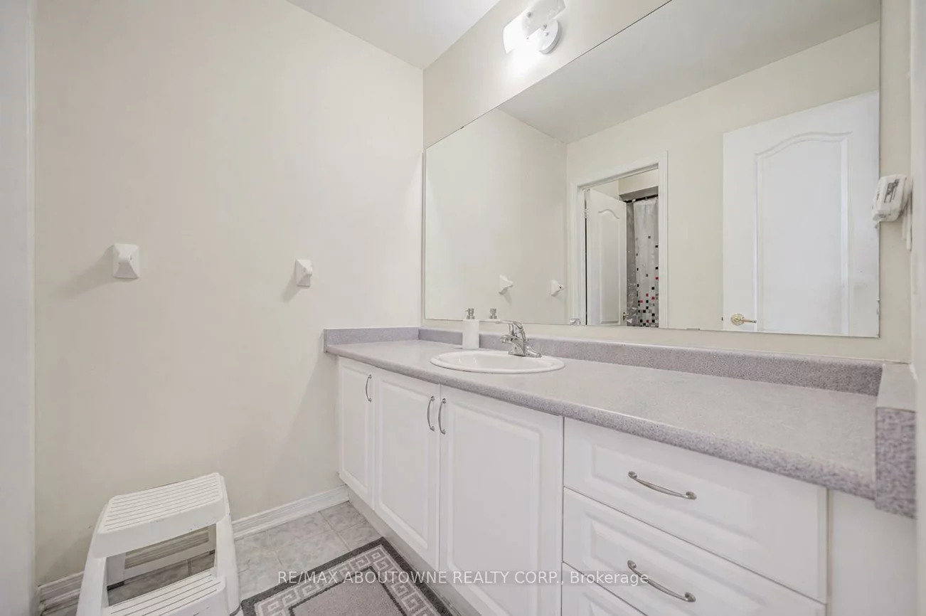 3058, Janice, 1008 - GO Glenorchy, Oakville