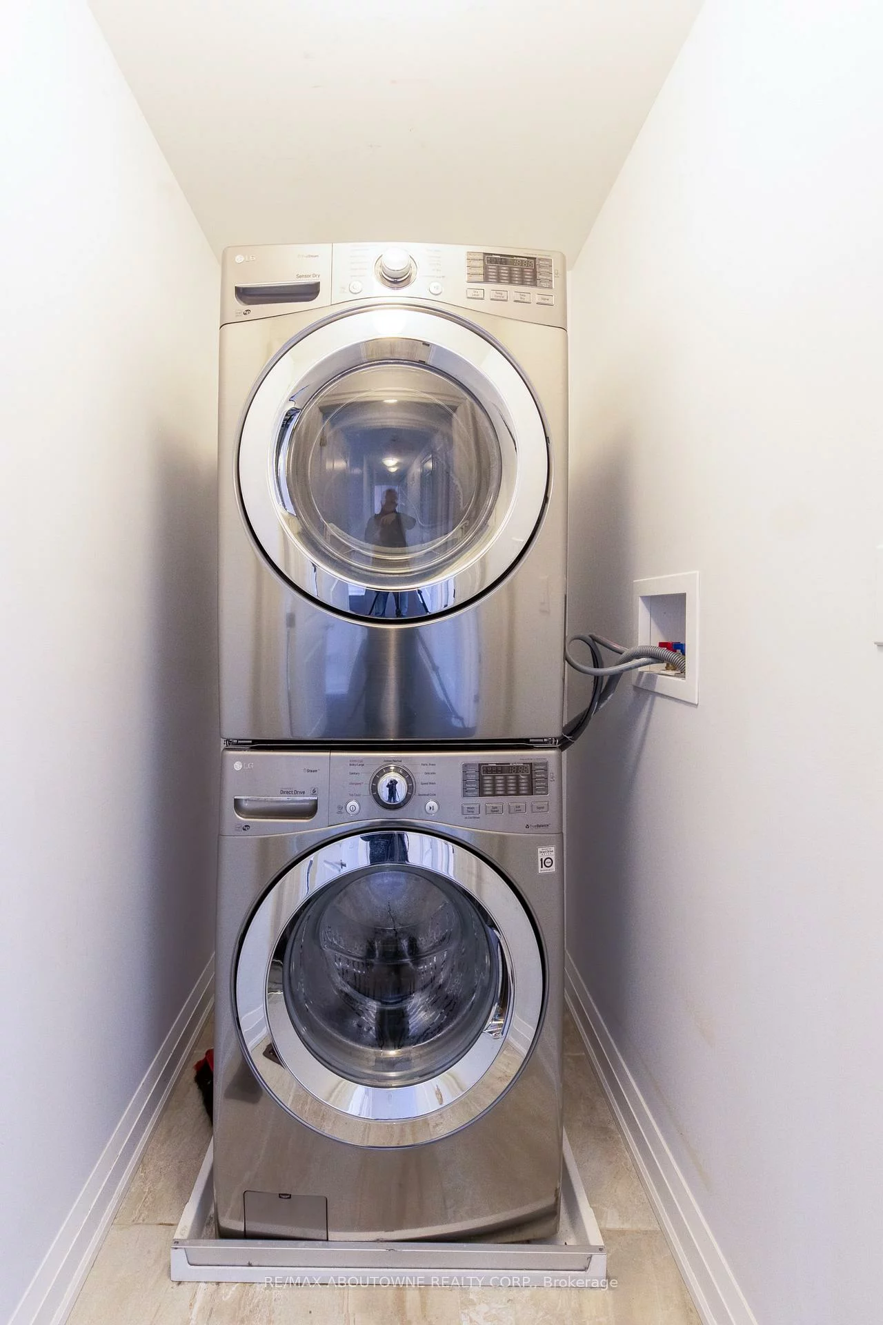 2015, Deerview, 1000 - BC Bronte Creek, Oakville