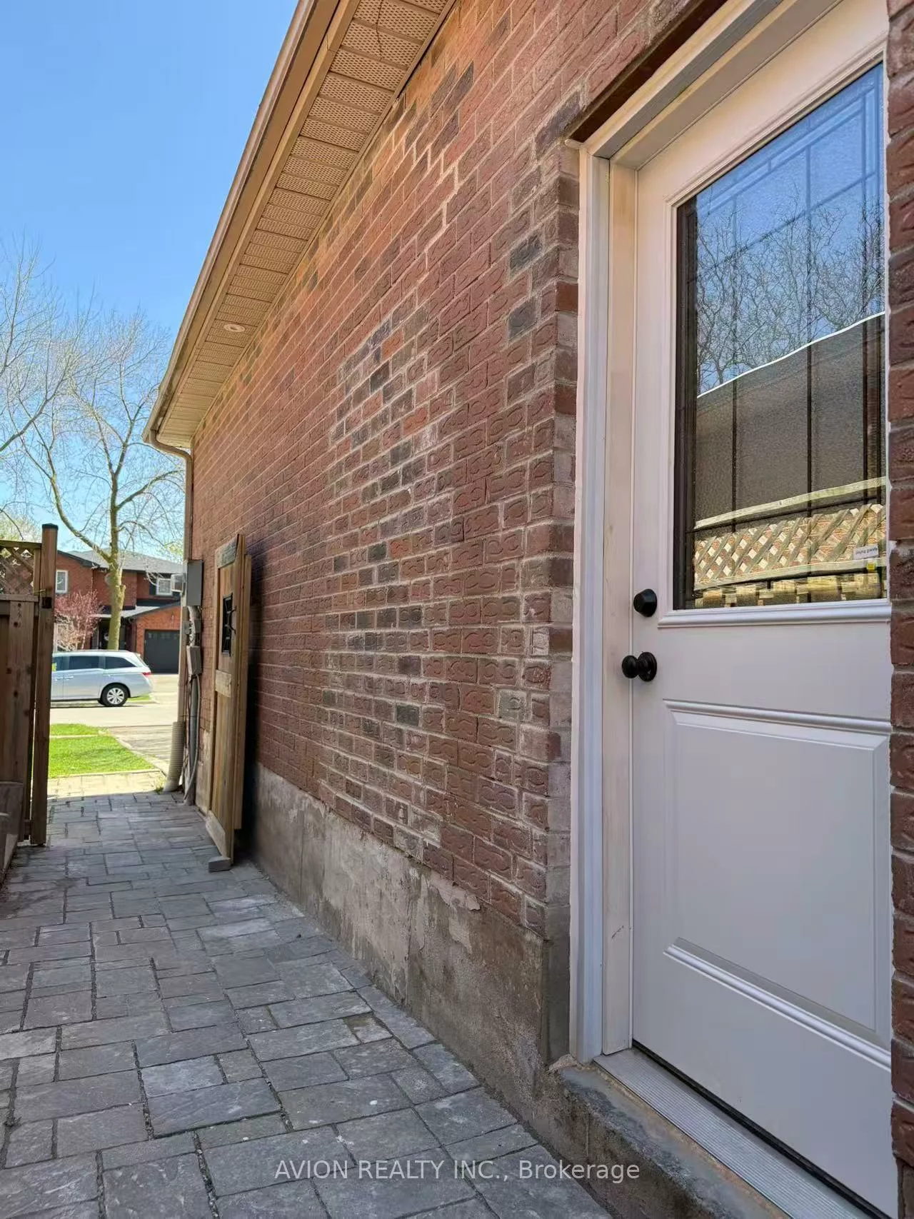 Bsmt 1438, Winterbourne, 1004 - CV Clearview, Oakville
