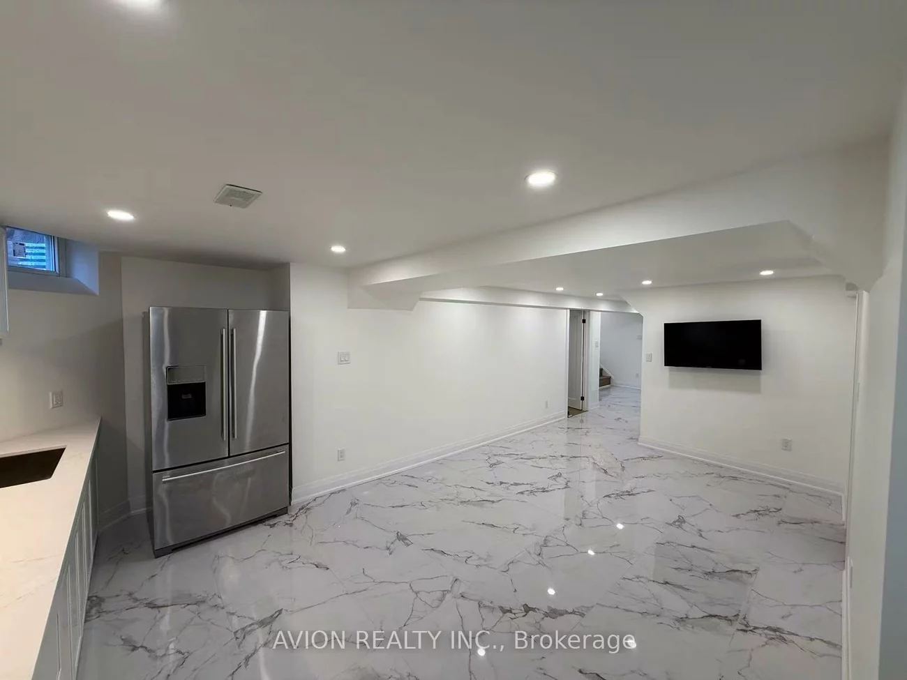 Bsmt 1438, Winterbourne, 1004 - CV Clearview, Oakville