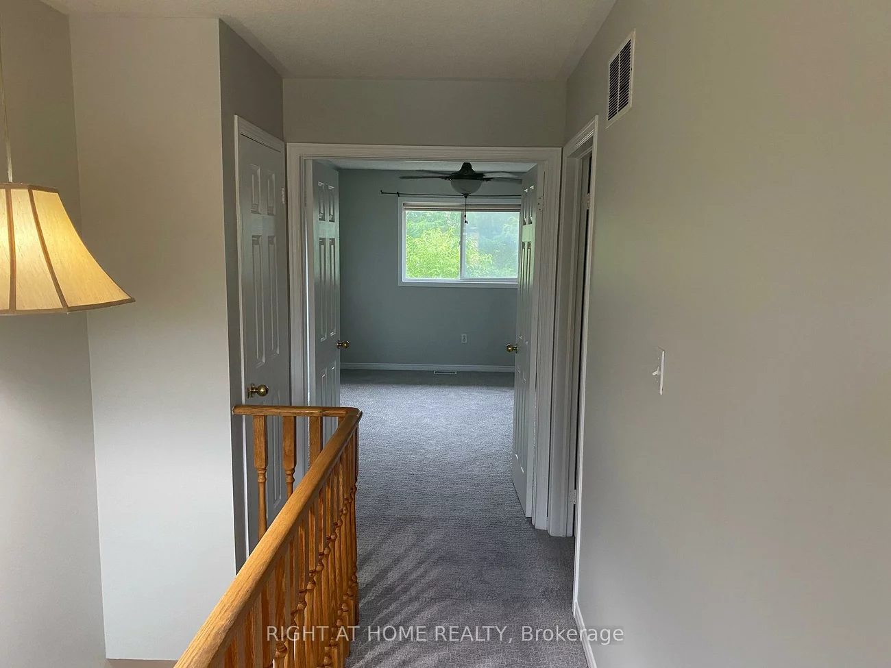2351, Newcastle, 1022 - WT West Oak Trails, Oakville