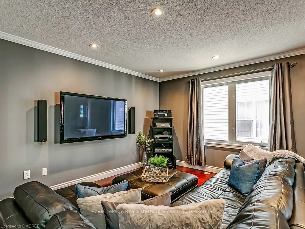 3052, Drumloch, 1000 - BC Bronte Creek, Oakville