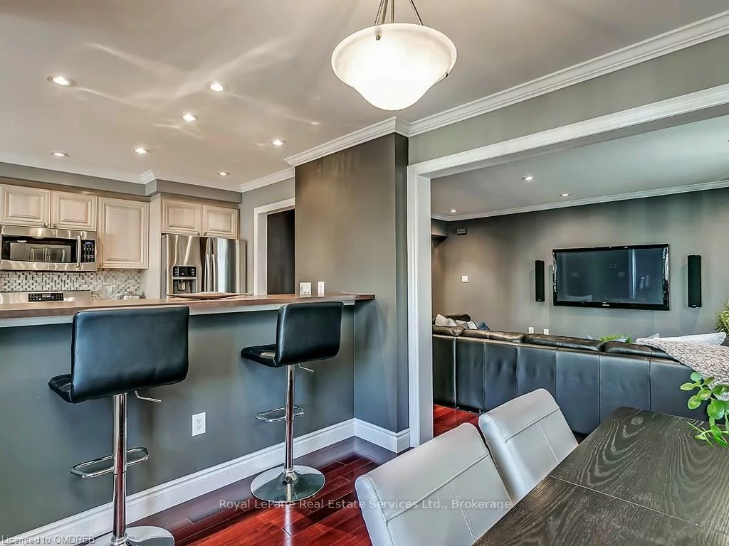 3052, Drumloch, 1000 - BC Bronte Creek, Oakville