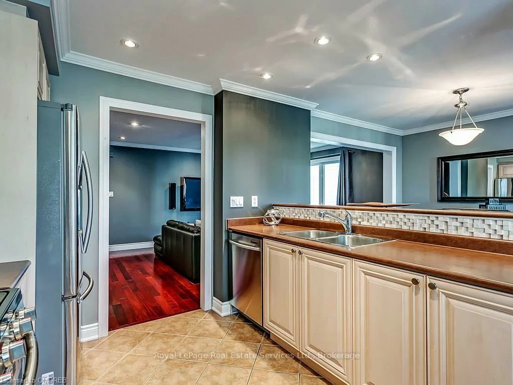 3052, Drumloch, 1000 - BC Bronte Creek, Oakville