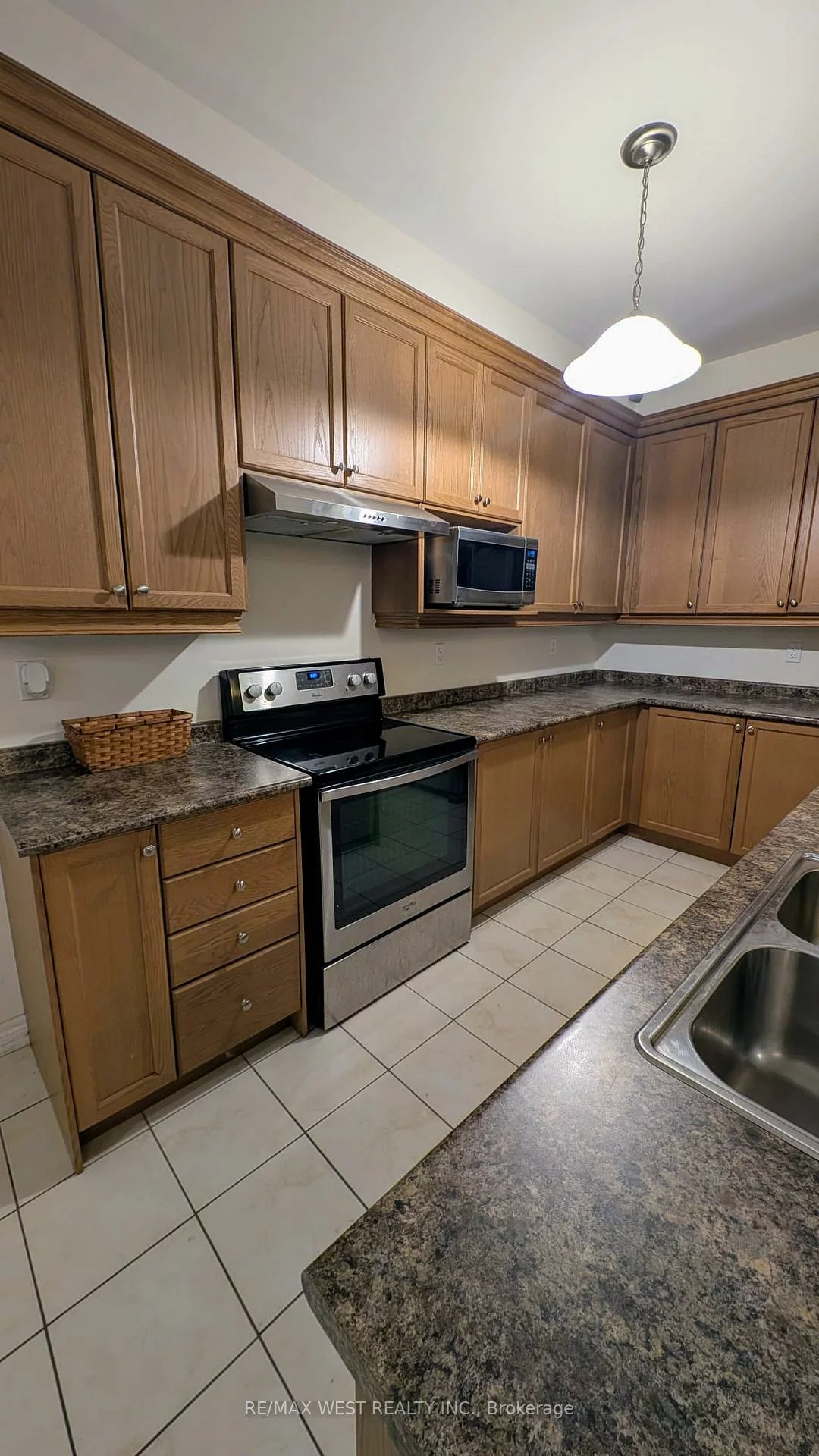 3063, Isaac, 1008 - GO Glenorchy, Oakville