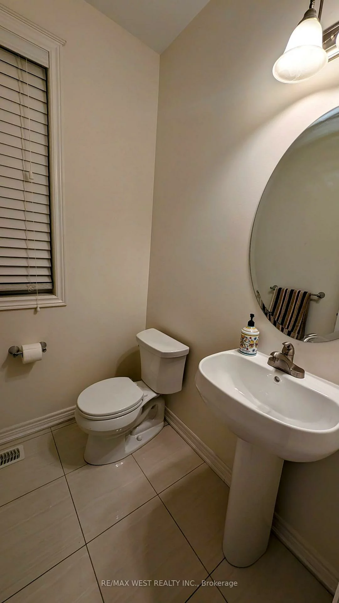 3063, Isaac, 1008 - GO Glenorchy, Oakville