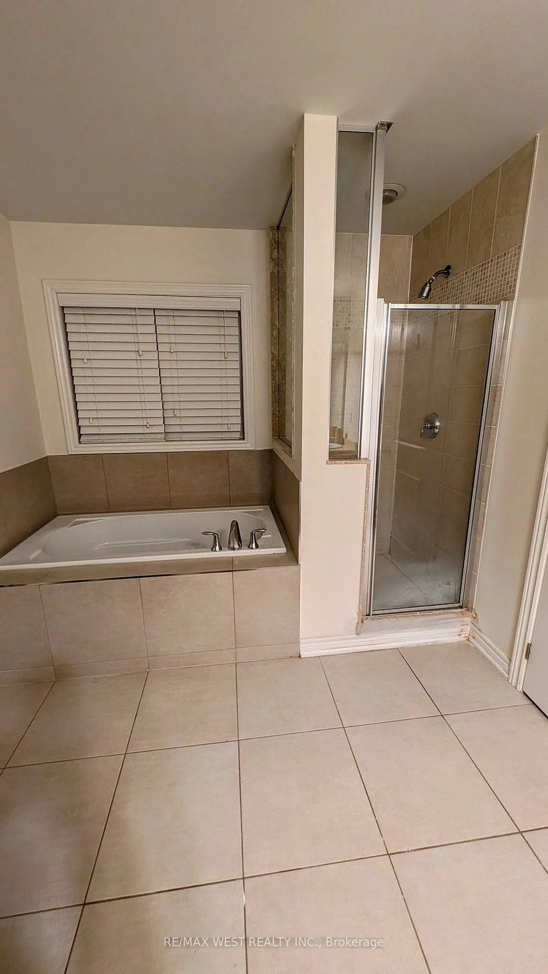 3063, Isaac, 1008 - GO Glenorchy, Oakville