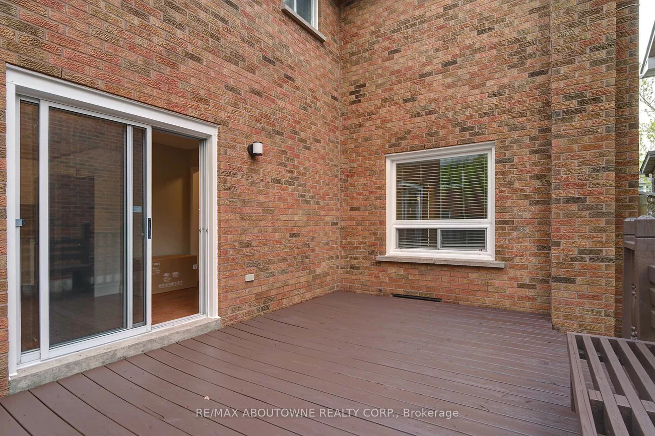1154, Glen Valley, 1022 - WT West Oak Trails, Oakville