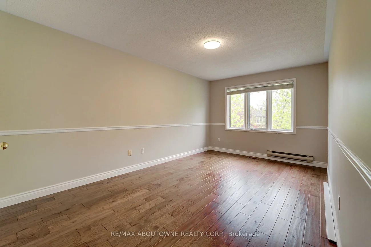 1154, Glen Valley, 1022 - WT West Oak Trails, Oakville
