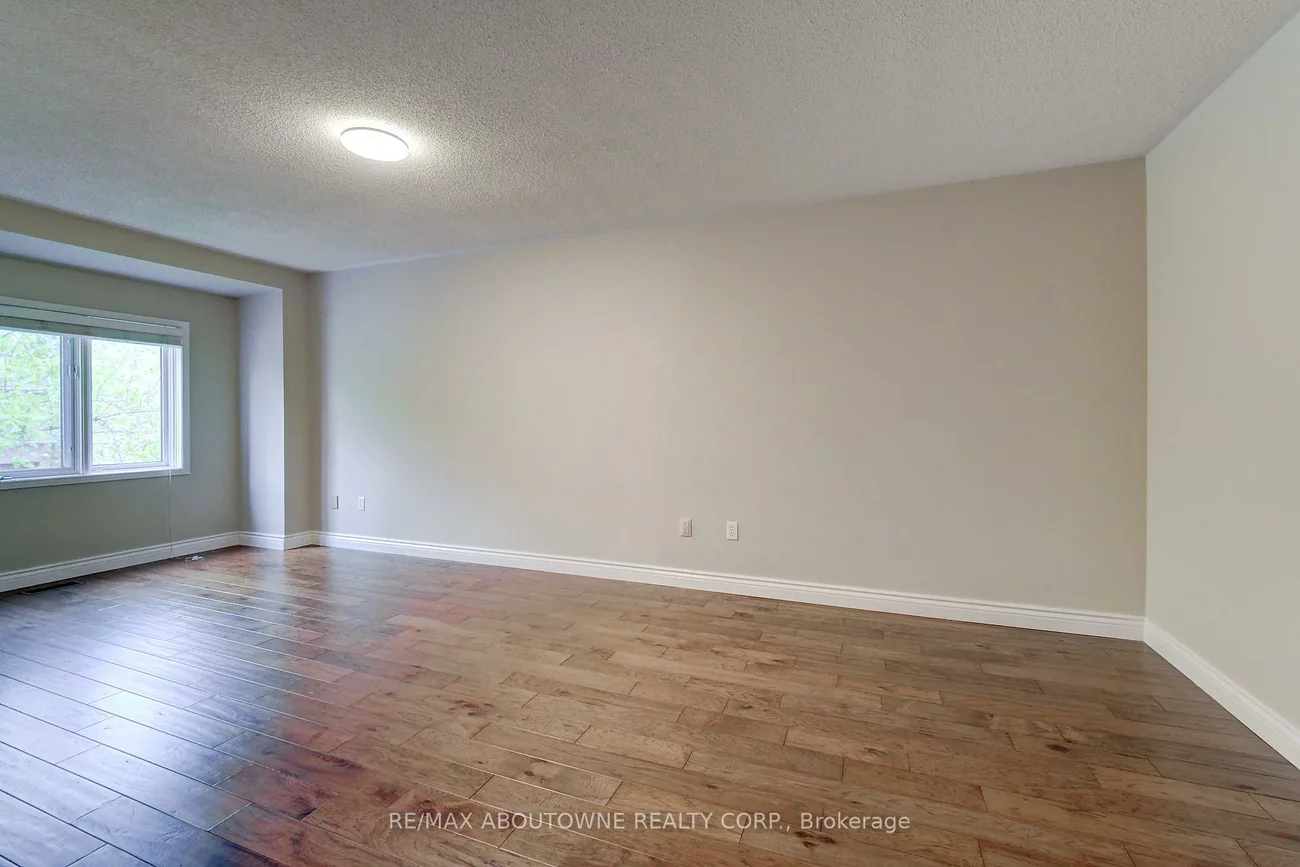 1154, Glen Valley, 1022 - WT West Oak Trails, Oakville