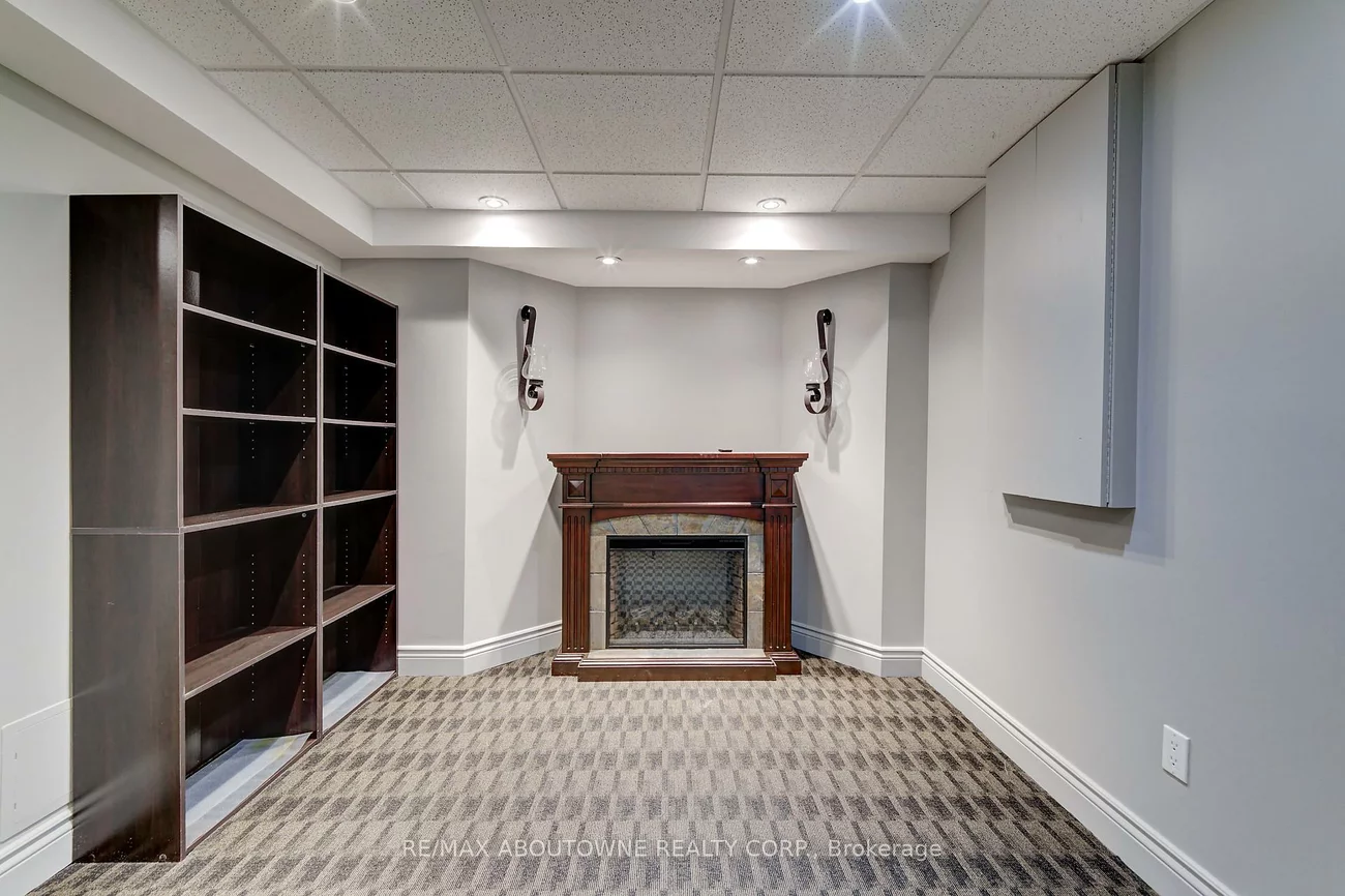 1154, Glen Valley, 1022 - WT West Oak Trails, Oakville