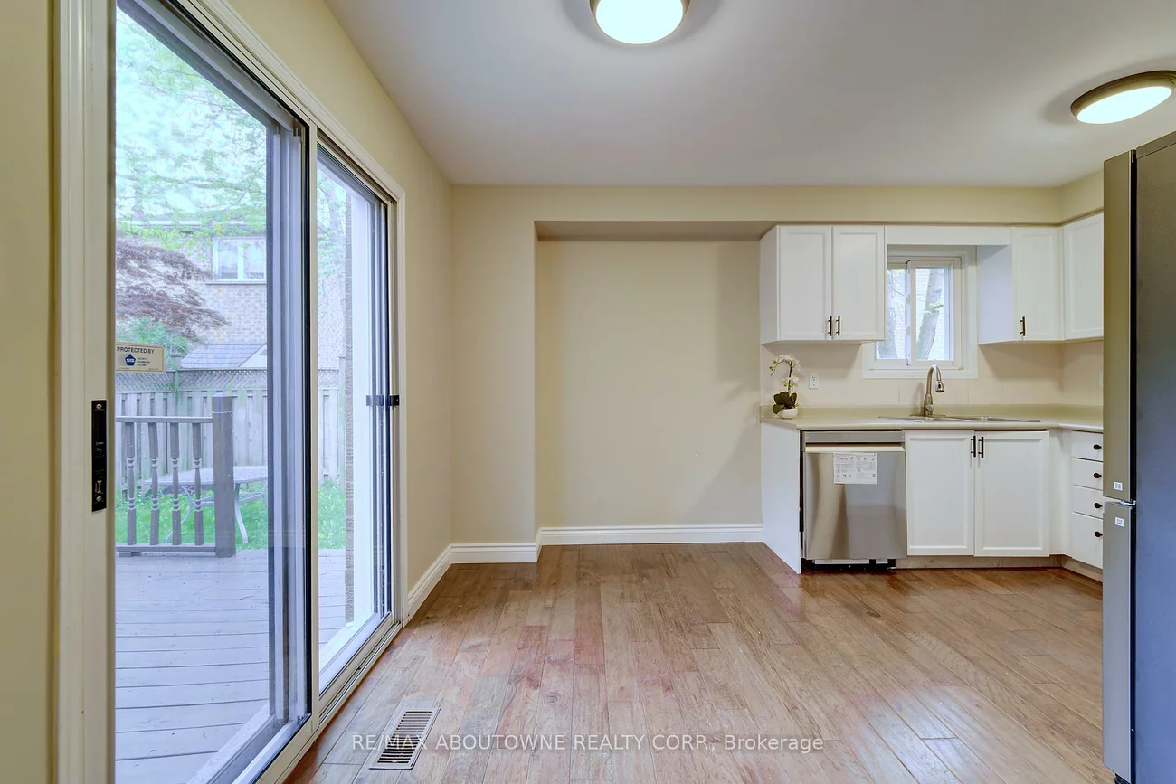 1154, Glen Valley, 1022 - WT West Oak Trails, Oakville