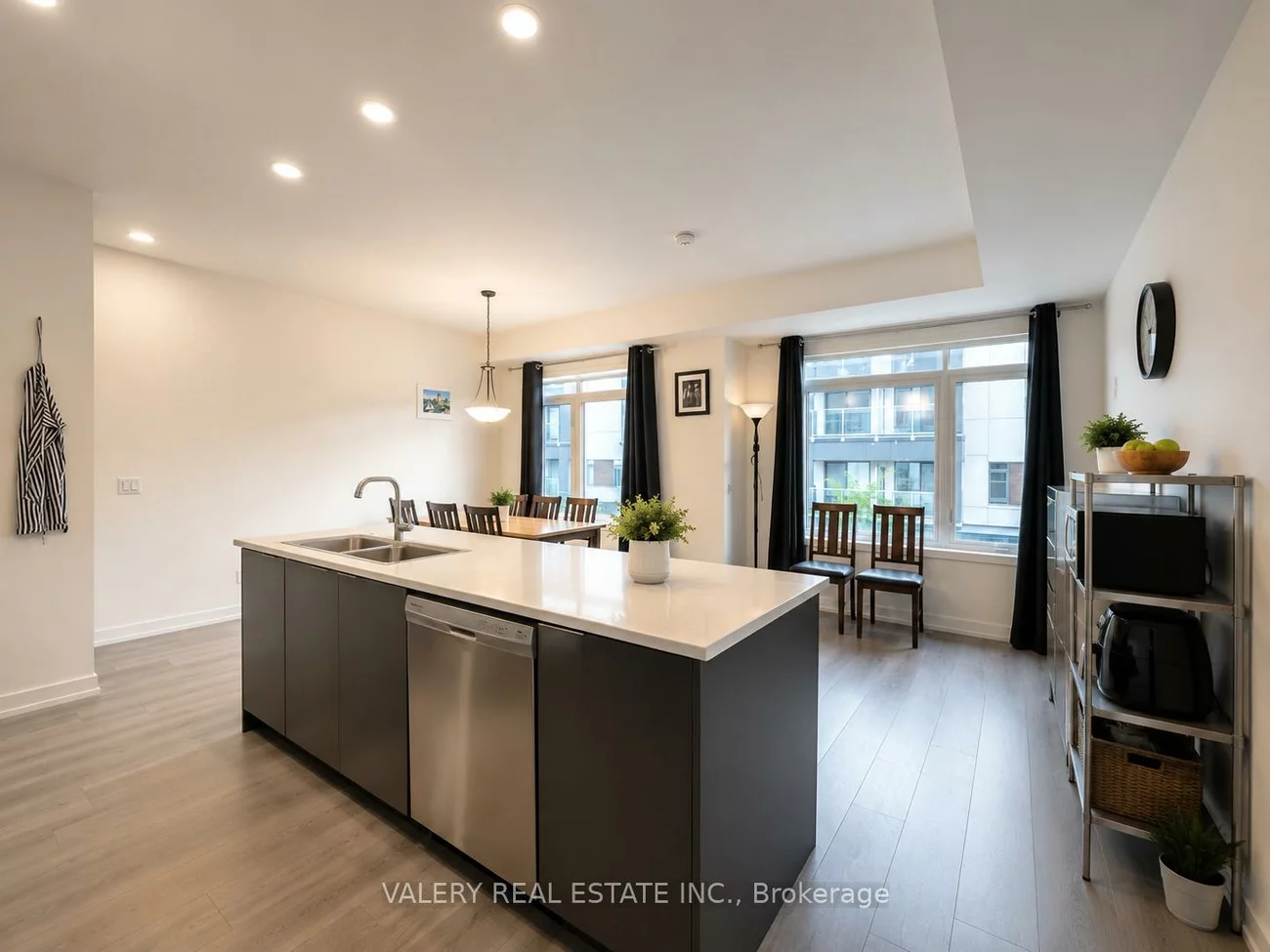 3078, Sixth, 1008 - GO Glenorchy, Oakville