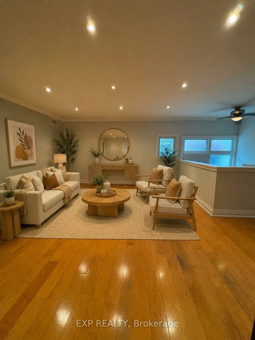 1175, Pinegrove, 1020 - WO West, Oakville
