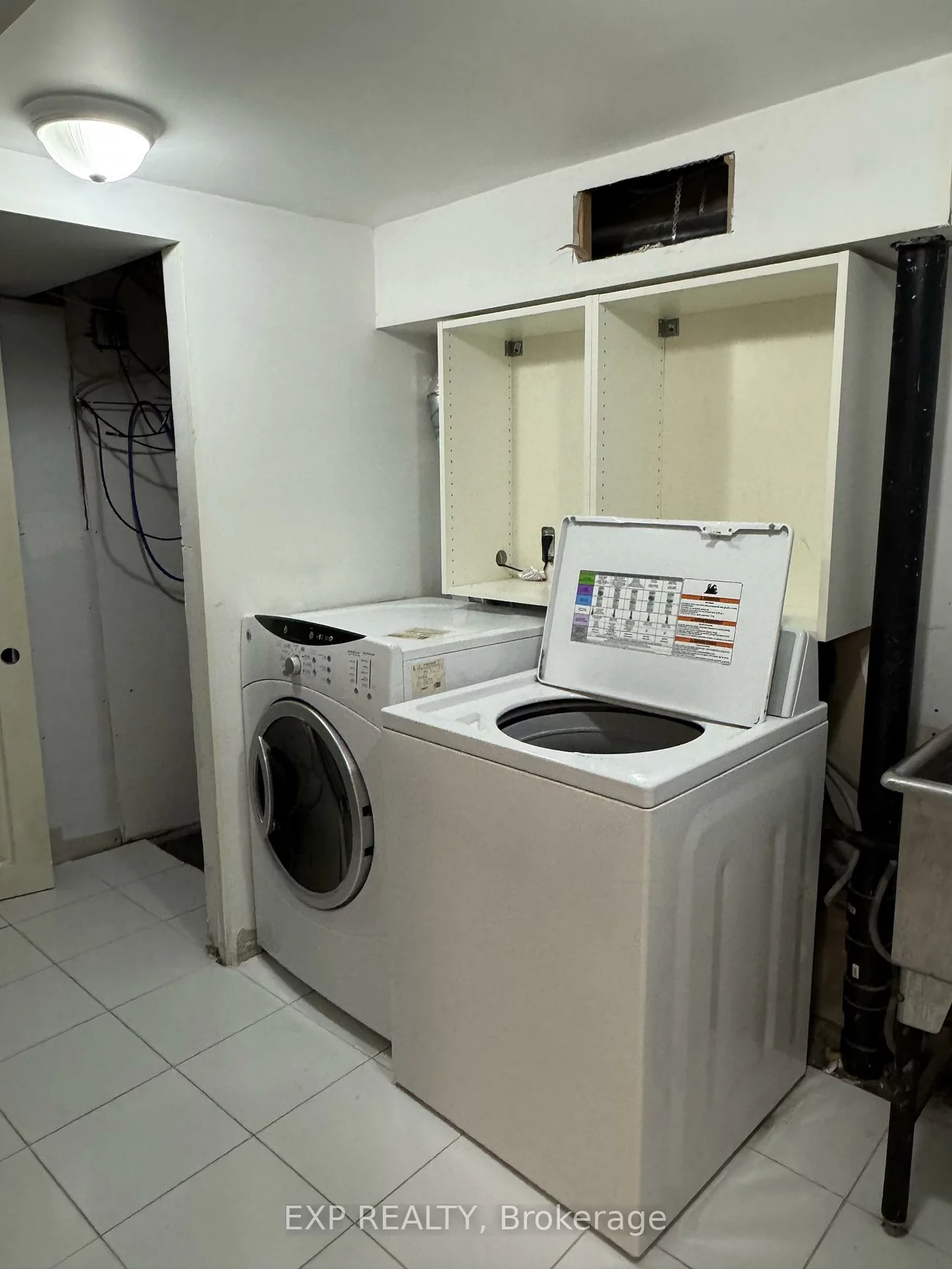 1175, Pinegrove, 1020 - WO West, Oakville