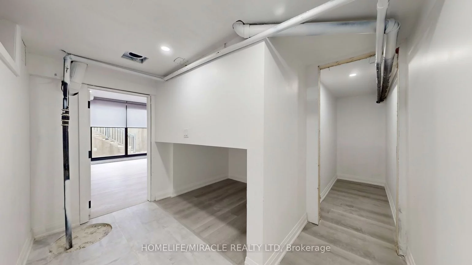 150, Stewart, 1002 - CO Central, Oakville
