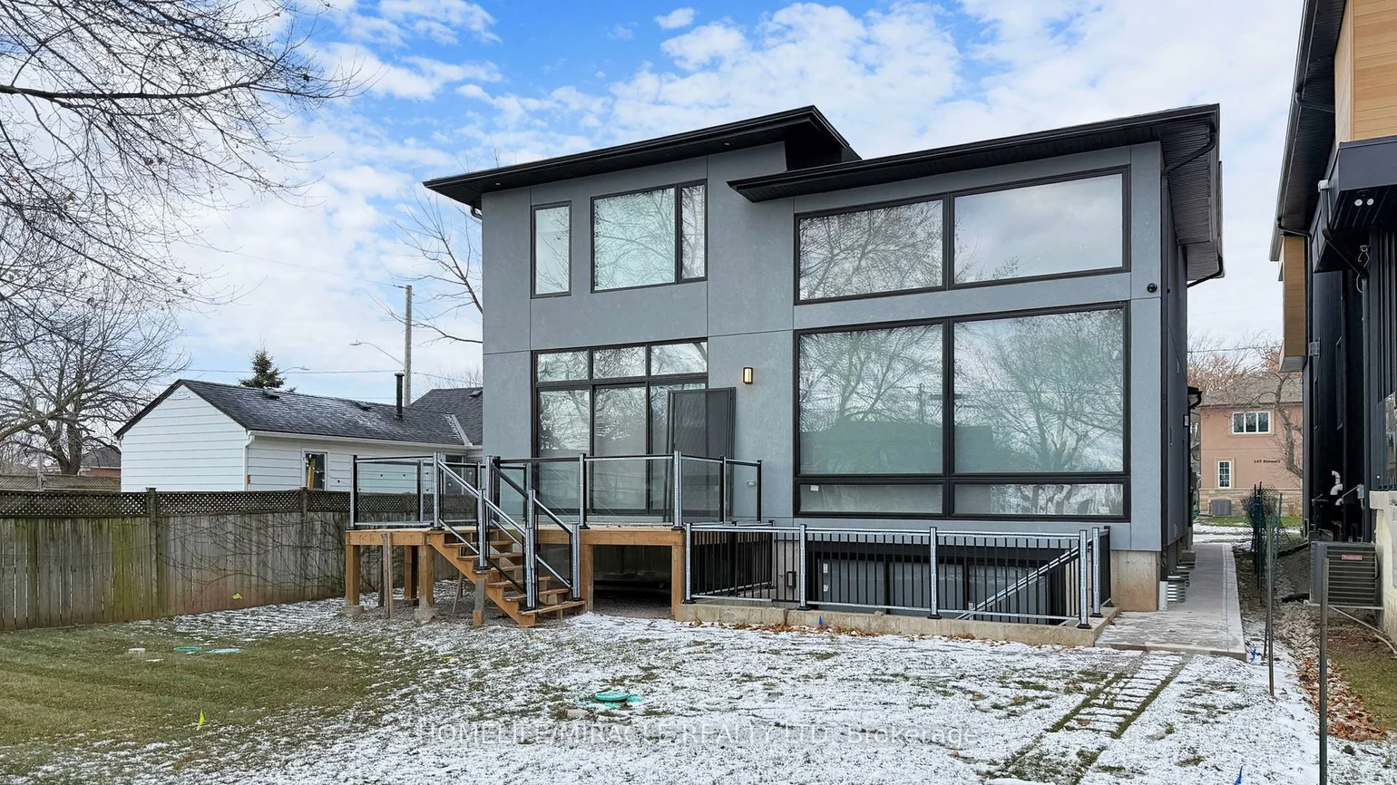 150, Stewart, 1002 - CO Central, Oakville