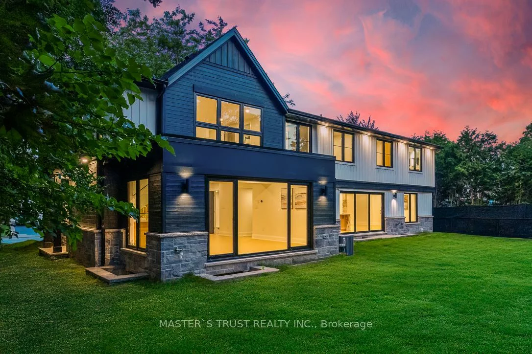 319, Beechfield, 1006 - FD Ford, Oakville