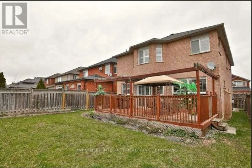 1383, Liverpool, 1022 - WT West Oak Trails, Oakville